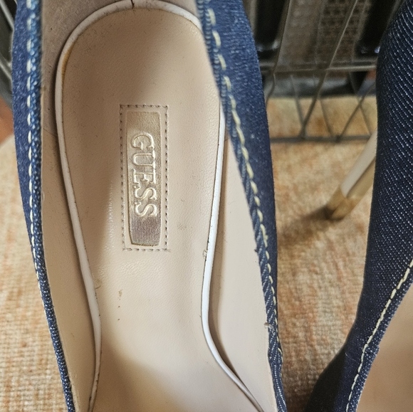 EUC..Guess Dark Blue Denim Heels SIze 7.5M - Picture 8 of 8